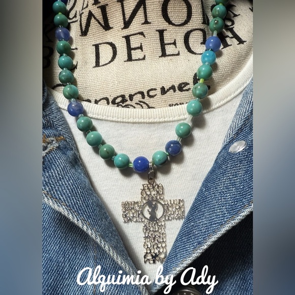 Alquimia Silver and Blue Necklace with Intricate Metalwork with aquamarine - Picture 3 of 4